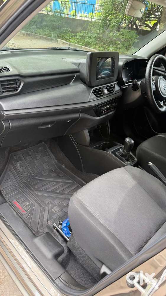 Maruti Suzuki Swift Lxi Optional-o, 2025, Petrol