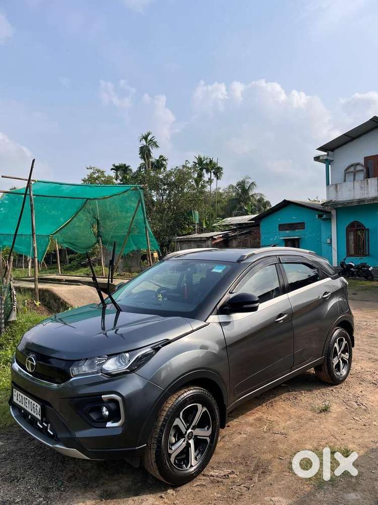 Tata Nexon Petrol Well Maintained