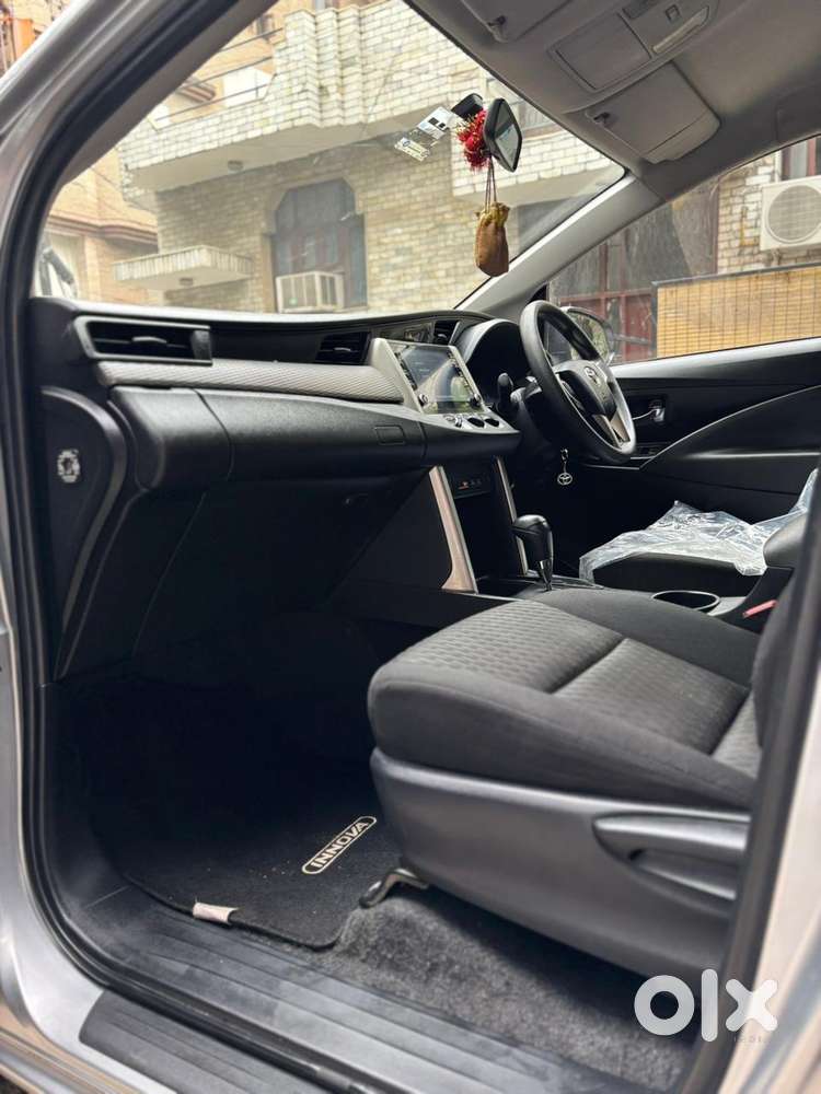 Toyota Innova Crysta 2.8 Gx At, 2022, Diesel