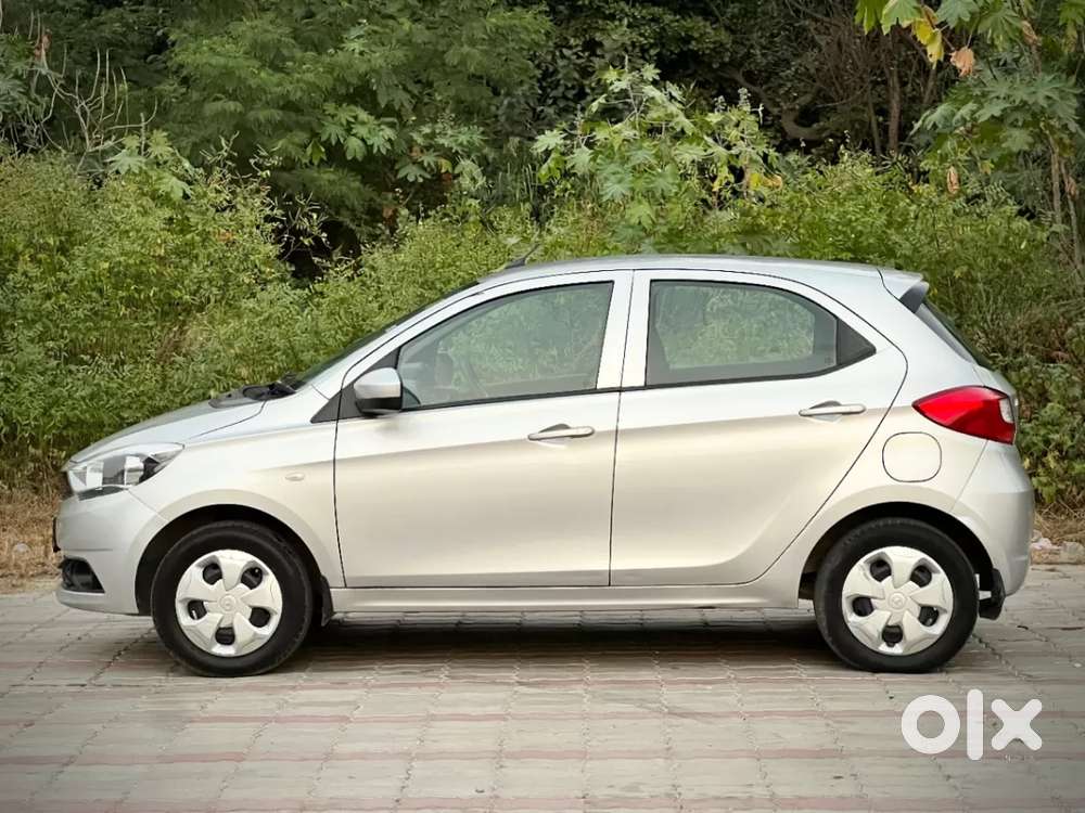 Tata Tiago 1.2 Revotron Xt, 2018, Petrol