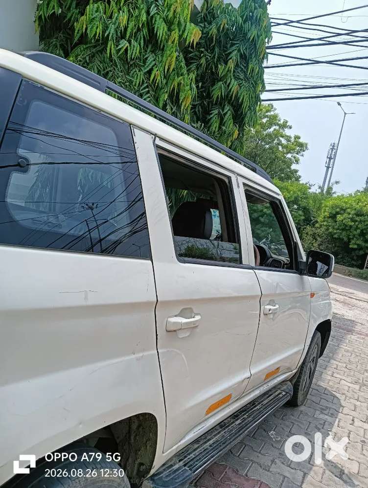 Mahindra Tuv 300 2016