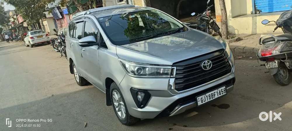 Toyota Innova Crysta 2016