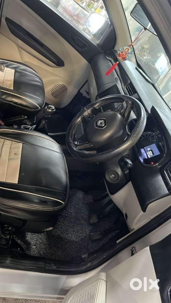 Renault Triber Rxt Easy-r Amt, 2022, Petrol