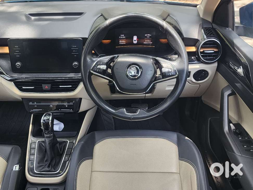 Skoda Slavia 1.5 Tsi Style Dsg, 2023, Petrol