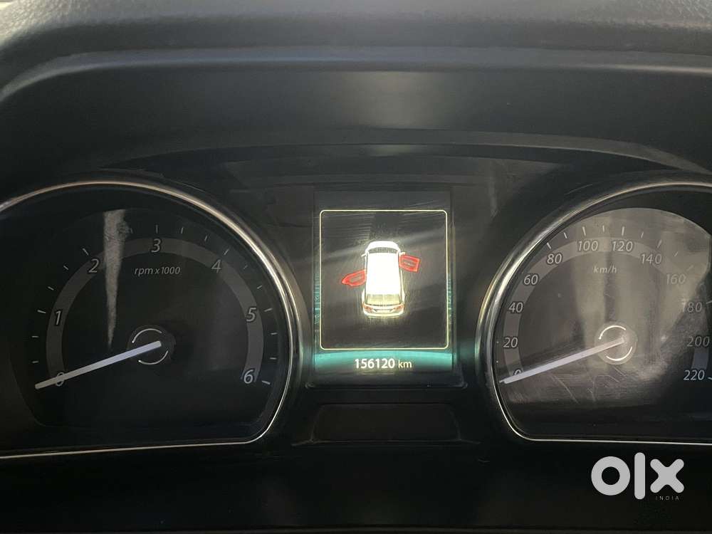 Tata Hexa Xm, 2017, Diesel