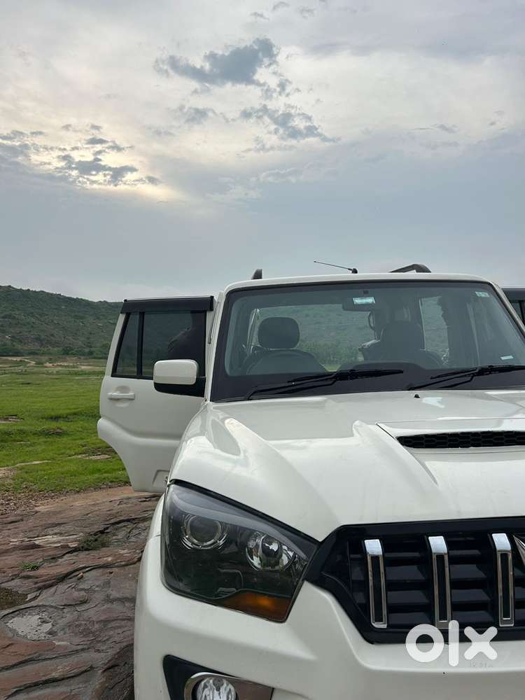 Mahindra Scorpio Diesel 2015