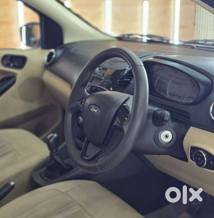Ford Aspire Titatinium Blu Ti-vct, 2016, Petrol