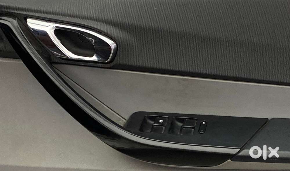 Tata Tiago 1.2 Revotron Xz Plus, 2020, Petrol