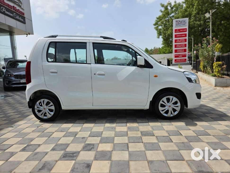 Maruti Suzuki Wagon R Vxi Amt Opt, 2018, Petrol