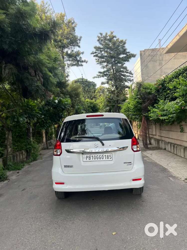 Maruti Suzuki Ertiga 2017 1 Onwer Running With Record Almost Original