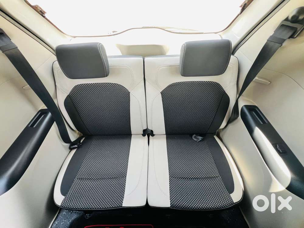 Renault Triber Rxz Easy-r Amt, 2021, Petrol