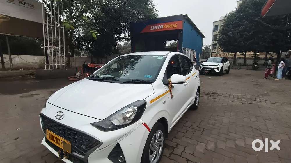 Hyundai Aura / 1.2 S Petrol / Mt. 2022 Premium Care/ 2023-84,000 Km