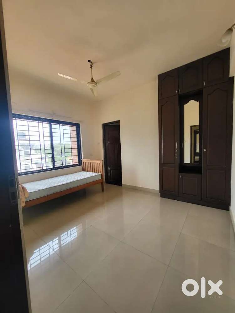 3BHK in MG Road