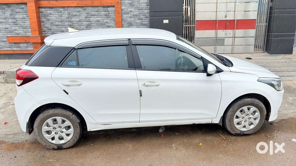 Hyundai Elite I20 Petrol 2017