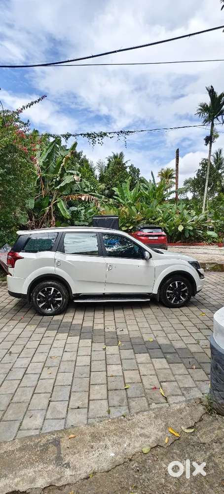 Mahindra Xuv500 2018 W11 (o) At Awd
