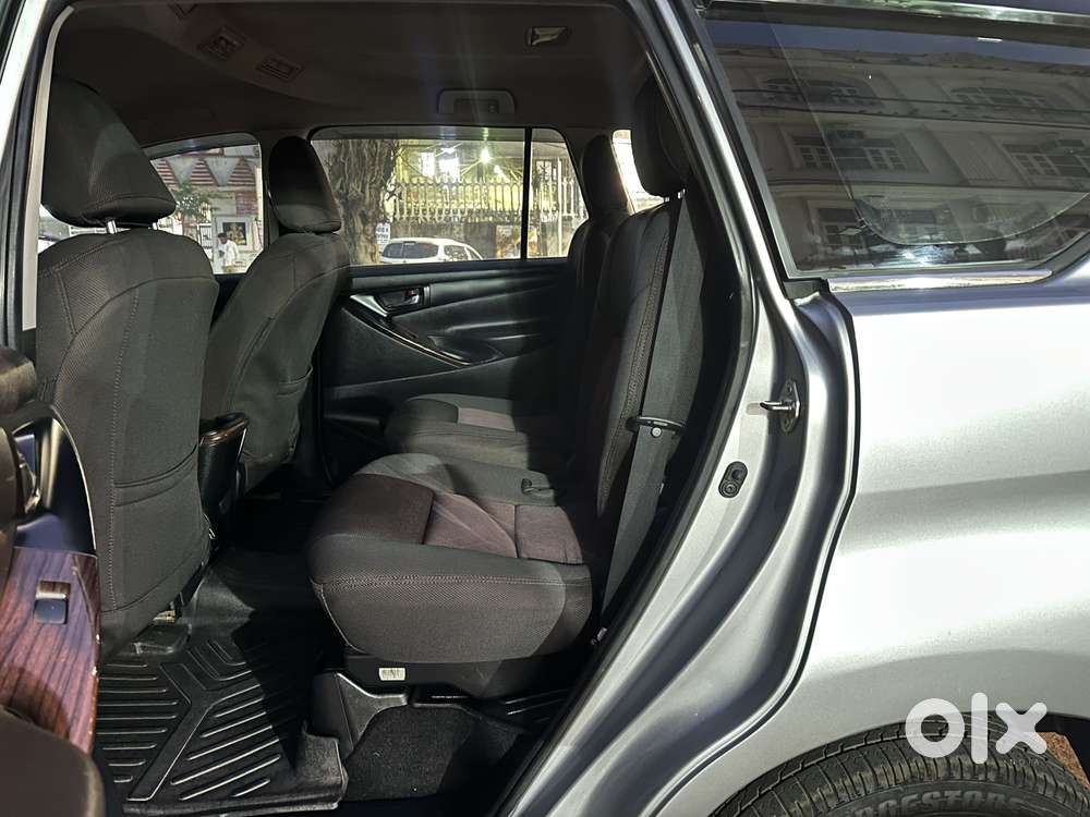 Toyota Innova Crysta