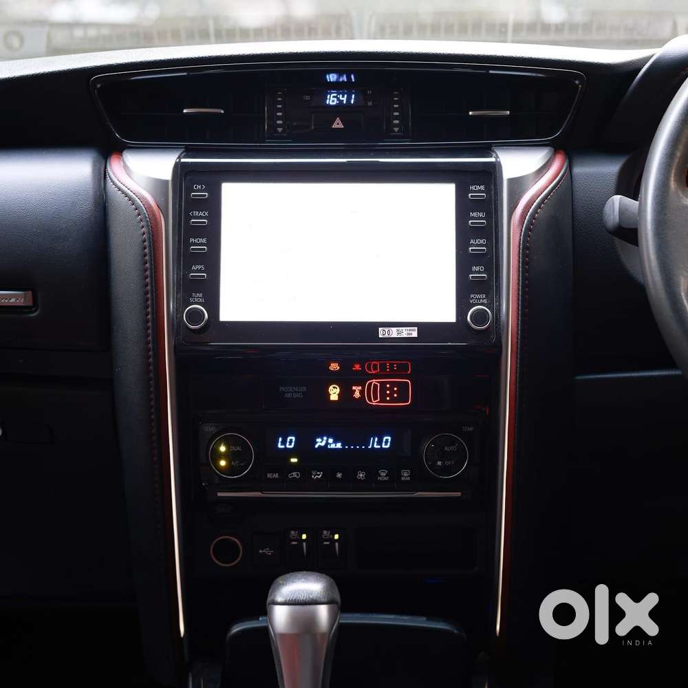 Toyota Fortuner Legender 4x2 At 2.8, 2025, Diesel