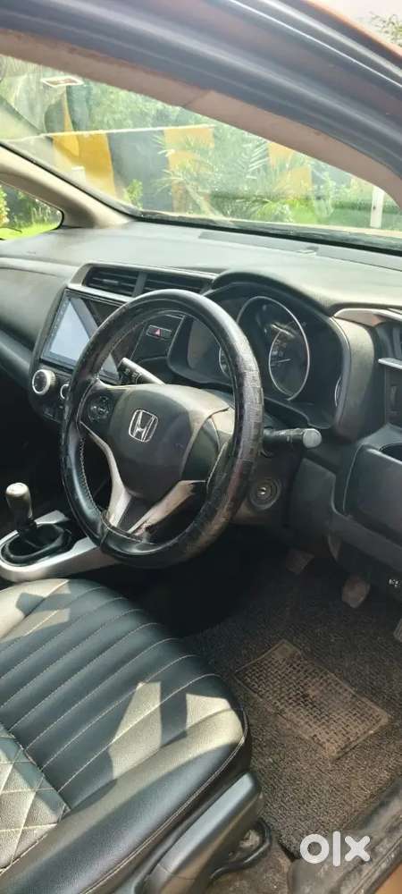 Honda Wrv Smt Diesel 2018 March 2nd Owner 87152km Run All Paper Comple
