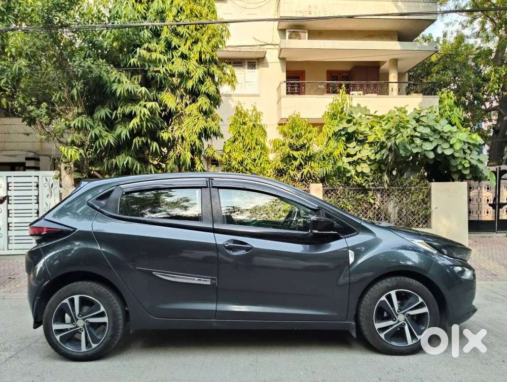 Tata Altroz Xz, 2020, Petrol