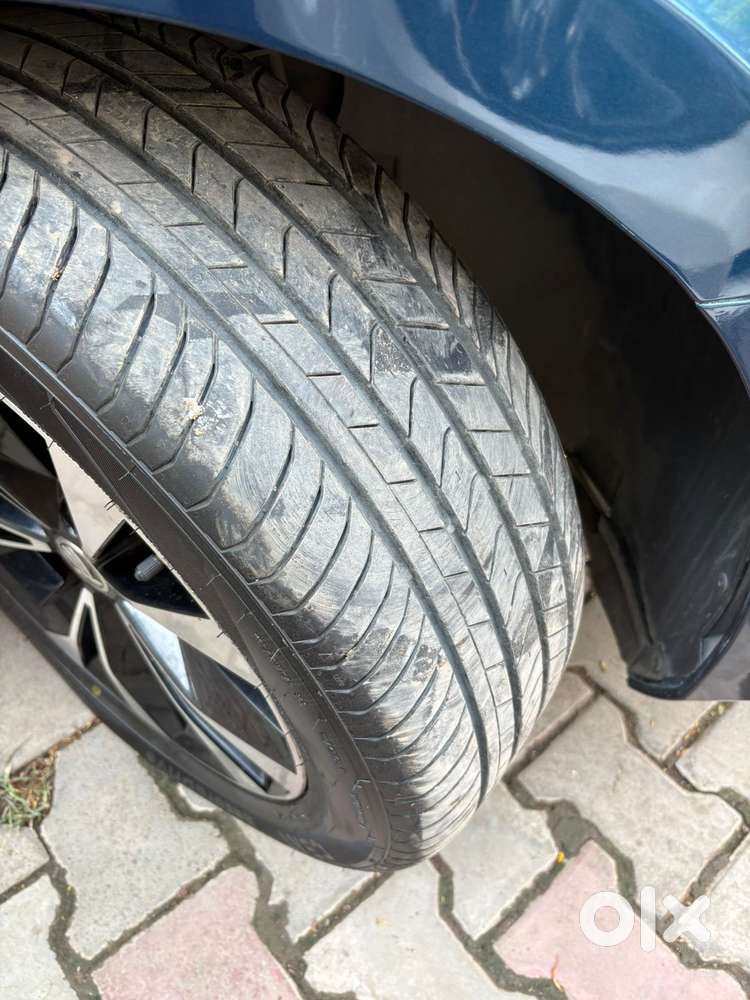 Skoda Superb 2.0 L&k Tsi At, 2022, Petrol