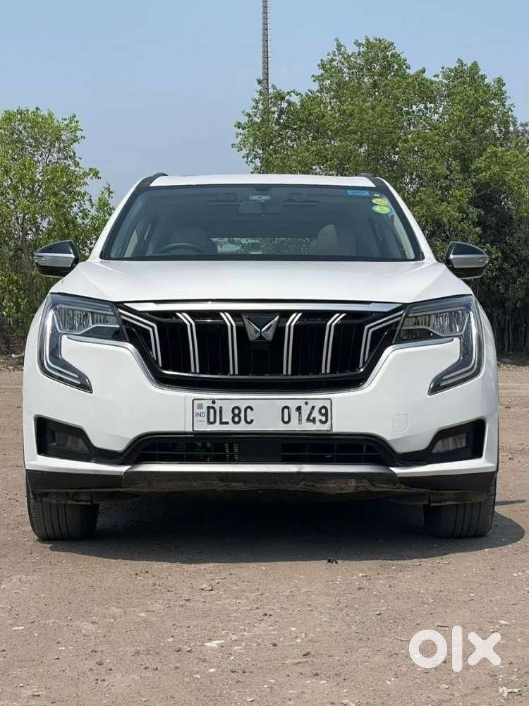 Mahindra Xuv700 Ax 5 Petrol Mt Str (e), 2022, Petrol