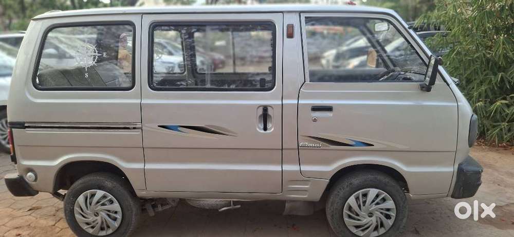 Maruti Suzuki Omni 8 Seater, 2011, Petrol