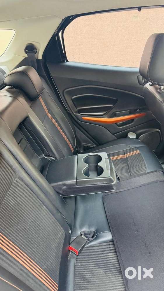 Ford Ecosport 1.5 Diesel Blackroof Edition Top Model