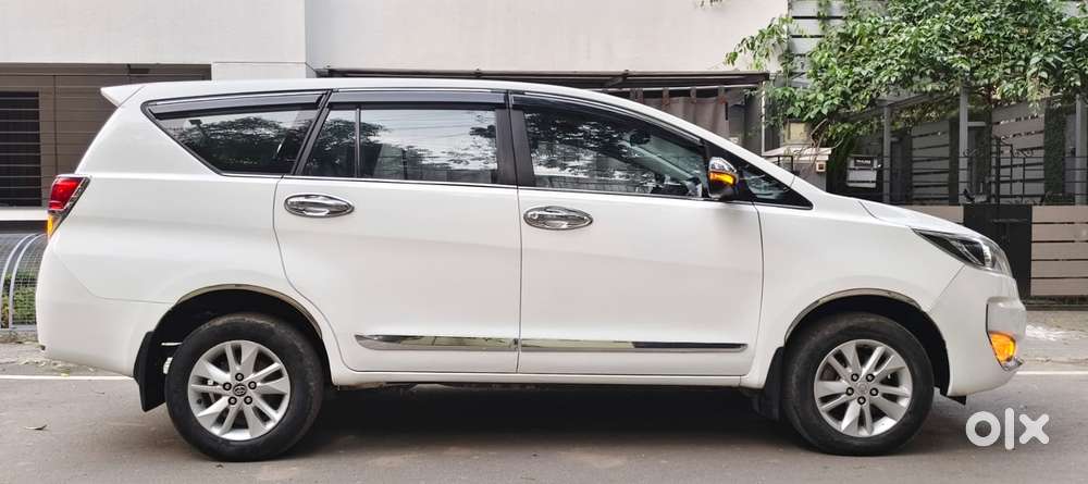 Toyota Innova Crysta [2020-ongoing] 2.4 Gx 7 Str, 2023, Diesel