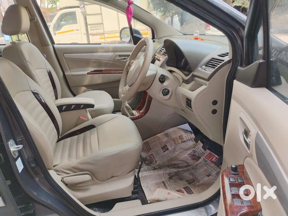 Maruti Suzuki Ertiga 1.4 Vxi Cng Anniversary Edition, 2017, Cng & Hy..