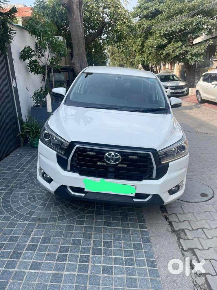 Toyota Innova Crysta 2024 Diesel 52000 Km Driven