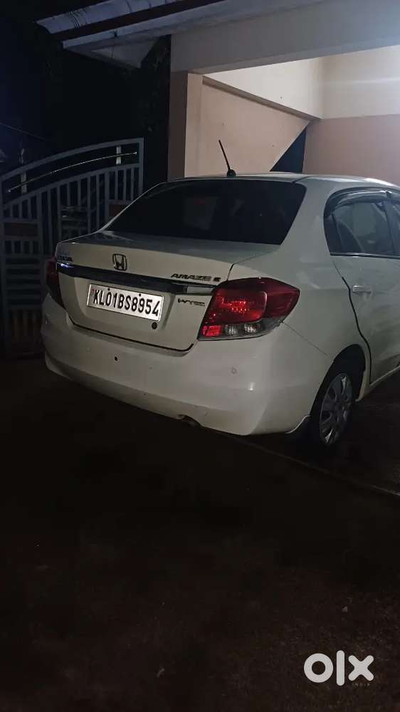 Honda Amaze 2015 Petrol 210000 Km Driven