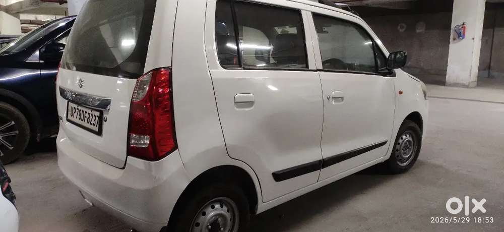 Wagonr Cng Lxi In Excellent Condition With Central Locking