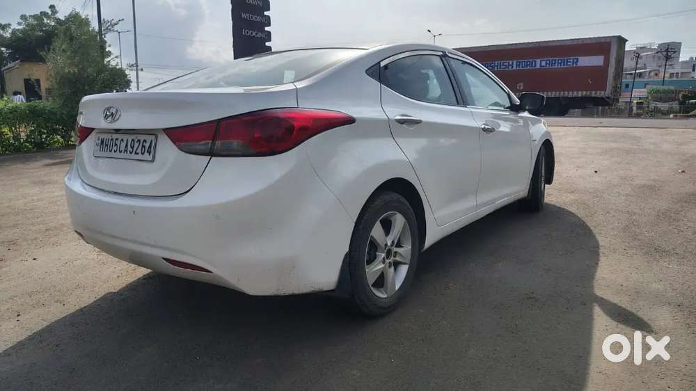 Hyundai Elantra Diesel Manual 2014 1st