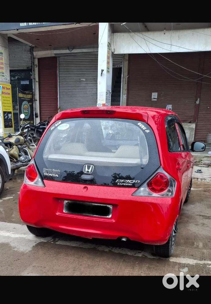 Honda Brio 2012 Petrol Well Maintained