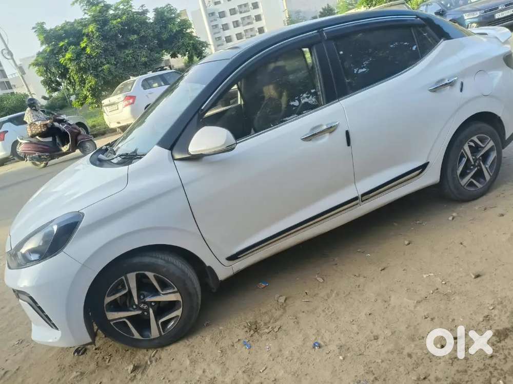 Hyundai Aura Sx 2025