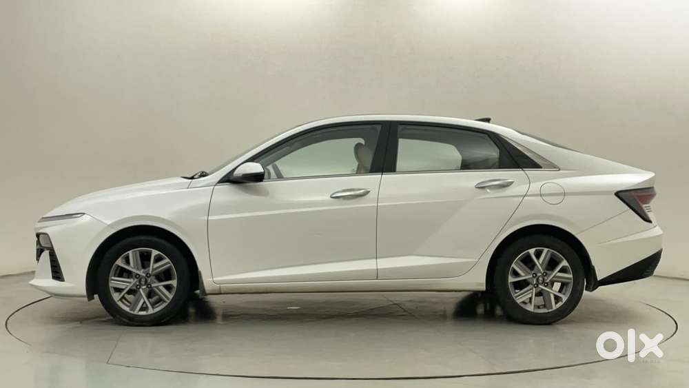 Hyundai Verna 1.5 Sx (o) Vtvt, 2023, Petrol