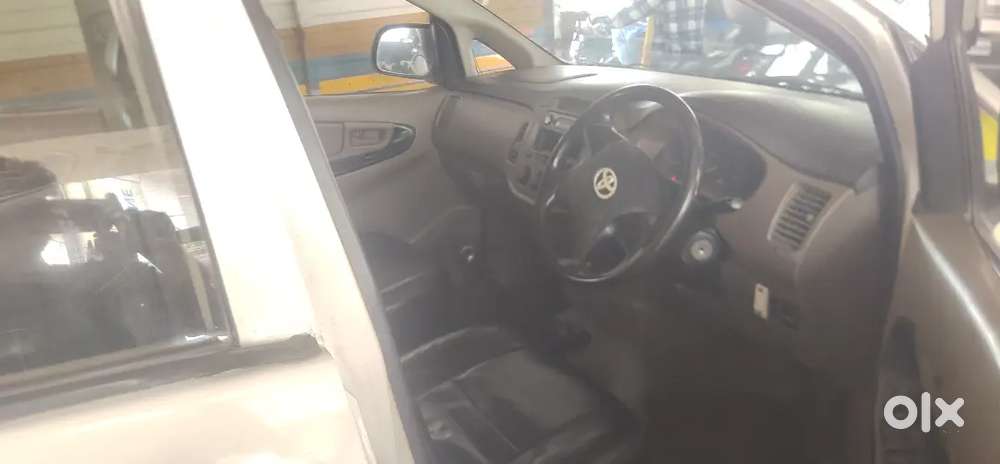 Toyota Innova 2.5 G2 2017 Diesel Manual