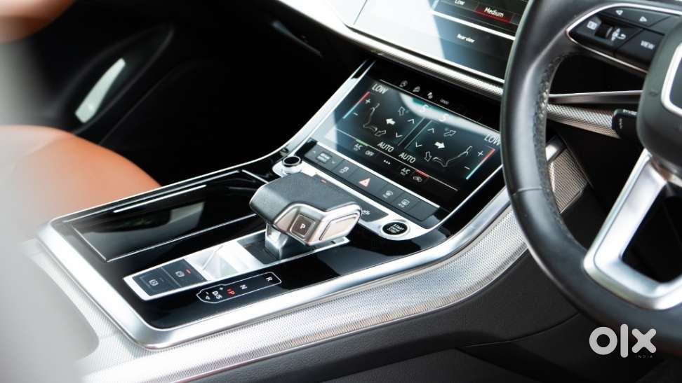 Audi Q8 3.0 Celebration Edition, 2022, Petrol