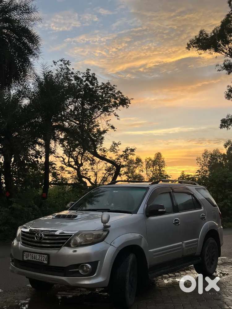 Toyota Fortuner 2012 Diesel Manual