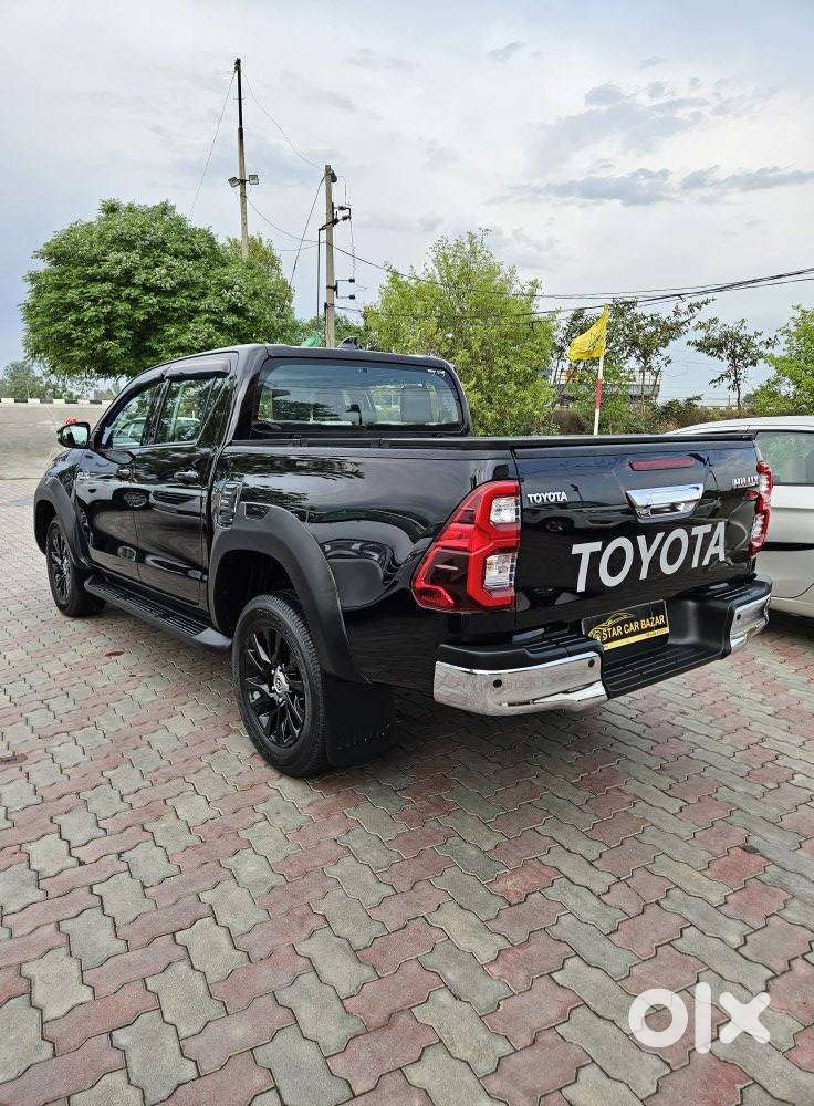 Toyota Hilux Black Edition Diesel Turbo Automatic, 2025, Diesel