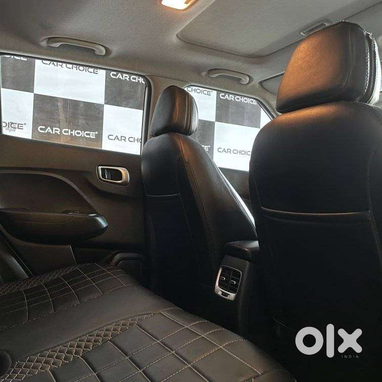 Hyundai Venue Sx (o) Mt 1.5 Diesel, 2021, Diesel