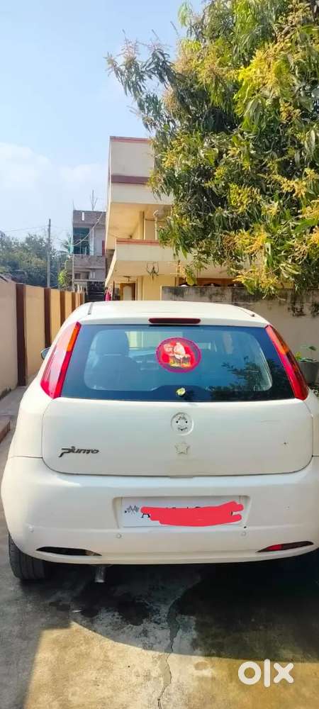 Fiat Punto Emotion 2010 Car