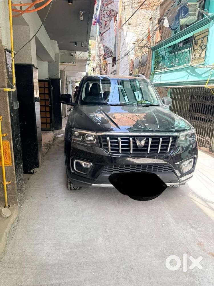 Mahindra Scorpio-n 2025 Petrol 11200 Km Driven