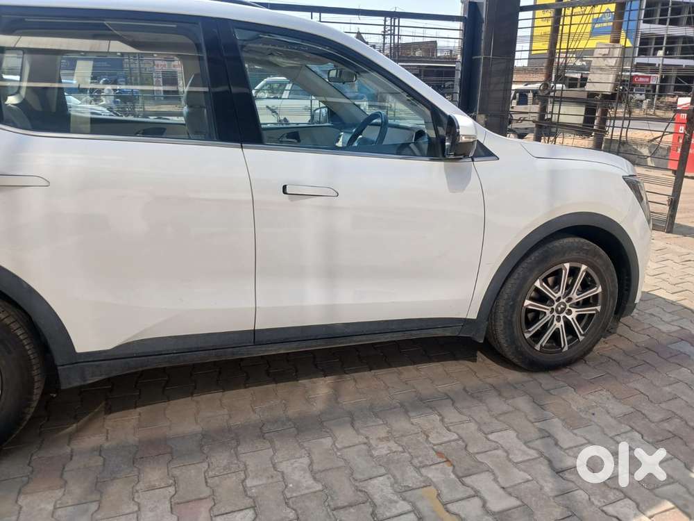 Mahindra Xuv700 Diesel Mt 2023