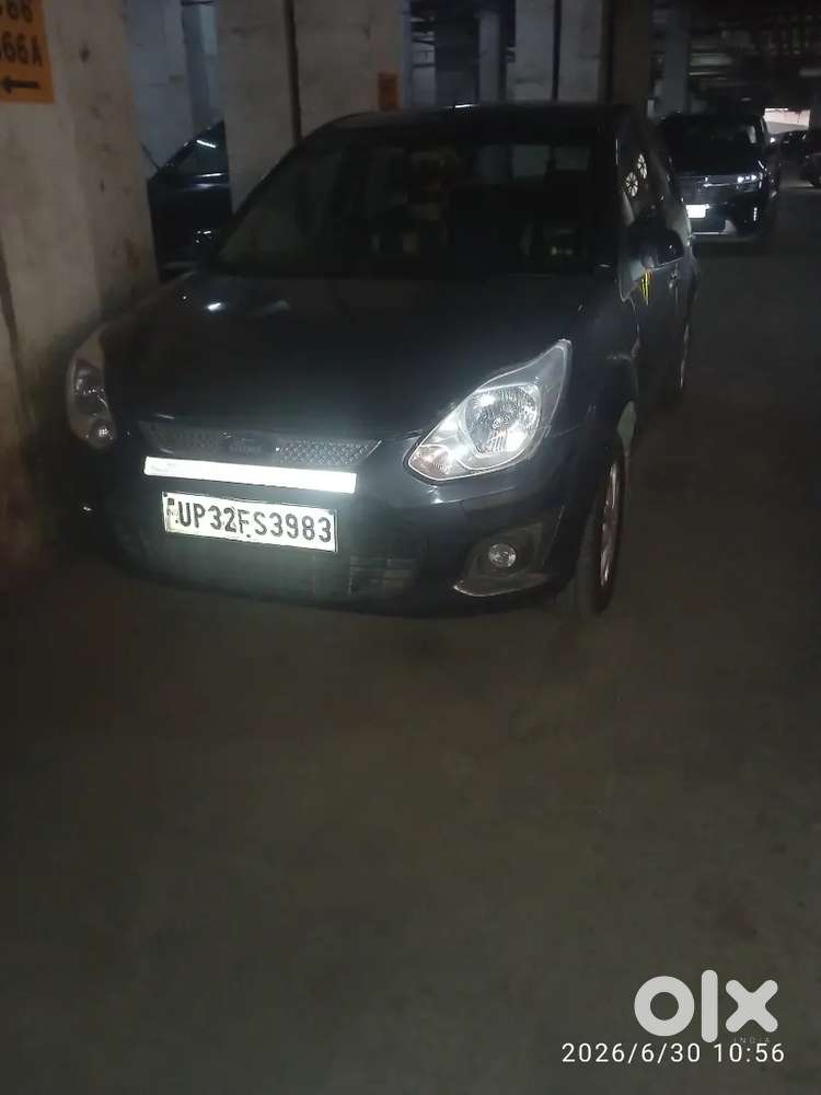 Ford Figo Diesel Titanium 2014 Variant