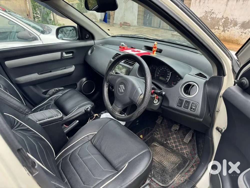 Maruti Suzuki Dzire Tour 2011