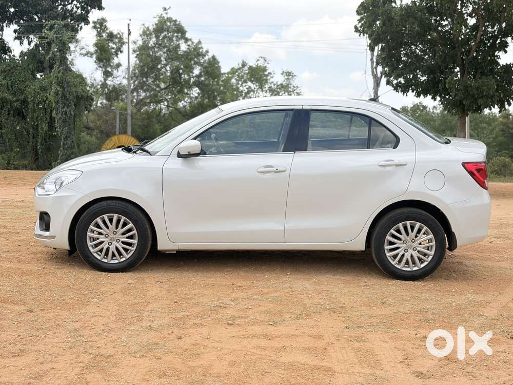 Maruti Suzuki Swift Dzire Zxi + Mt, 2017, Petrol