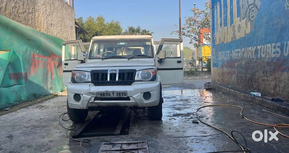 Mahindra Bolero 2012
