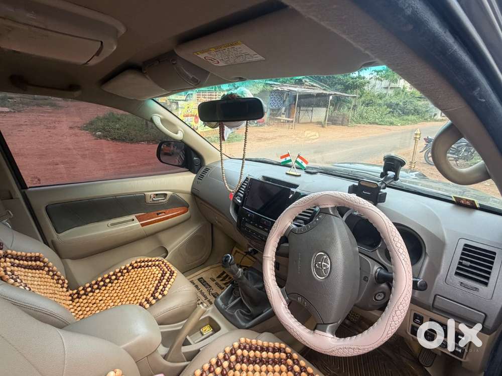 Toyota Fortuner 2010 Diesel Well Maintained