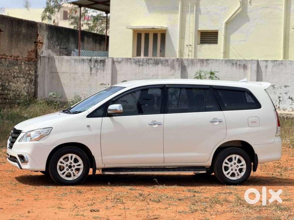 Toyota Innova 2.5 V 7 Str, 2011, Diesel